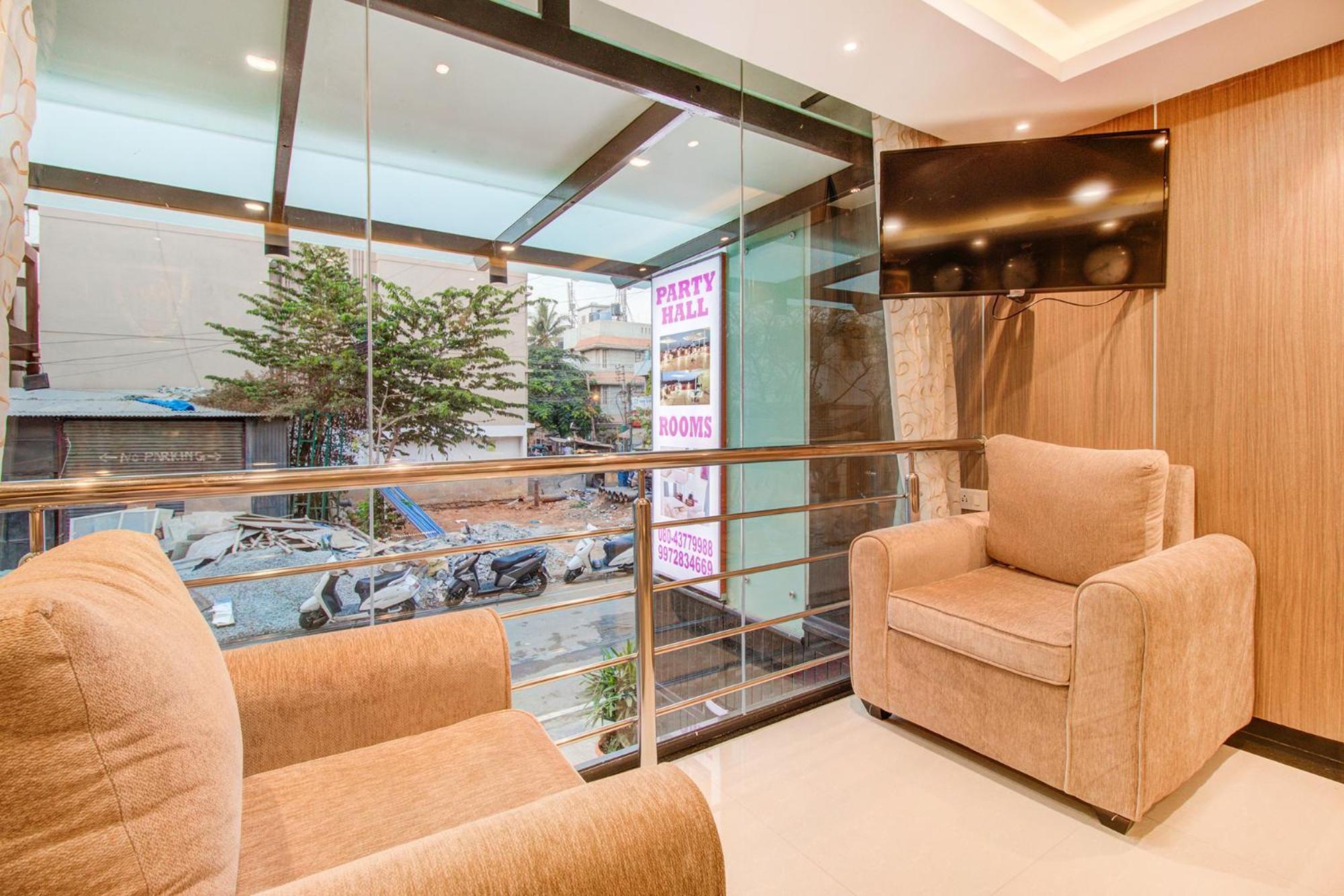 העיר בנגלור Fabhotel The Royal Suites - Nr Gopalan Innovation Mall מראה חיצוני תמונה
