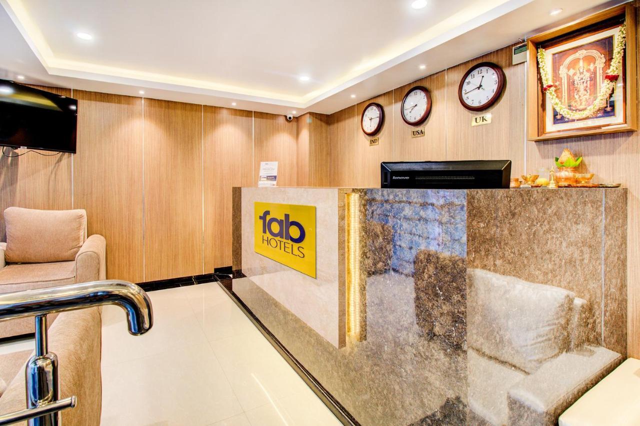 העיר בנגלור Fabhotel The Royal Suites - Nr Gopalan Innovation Mall מראה חיצוני תמונה