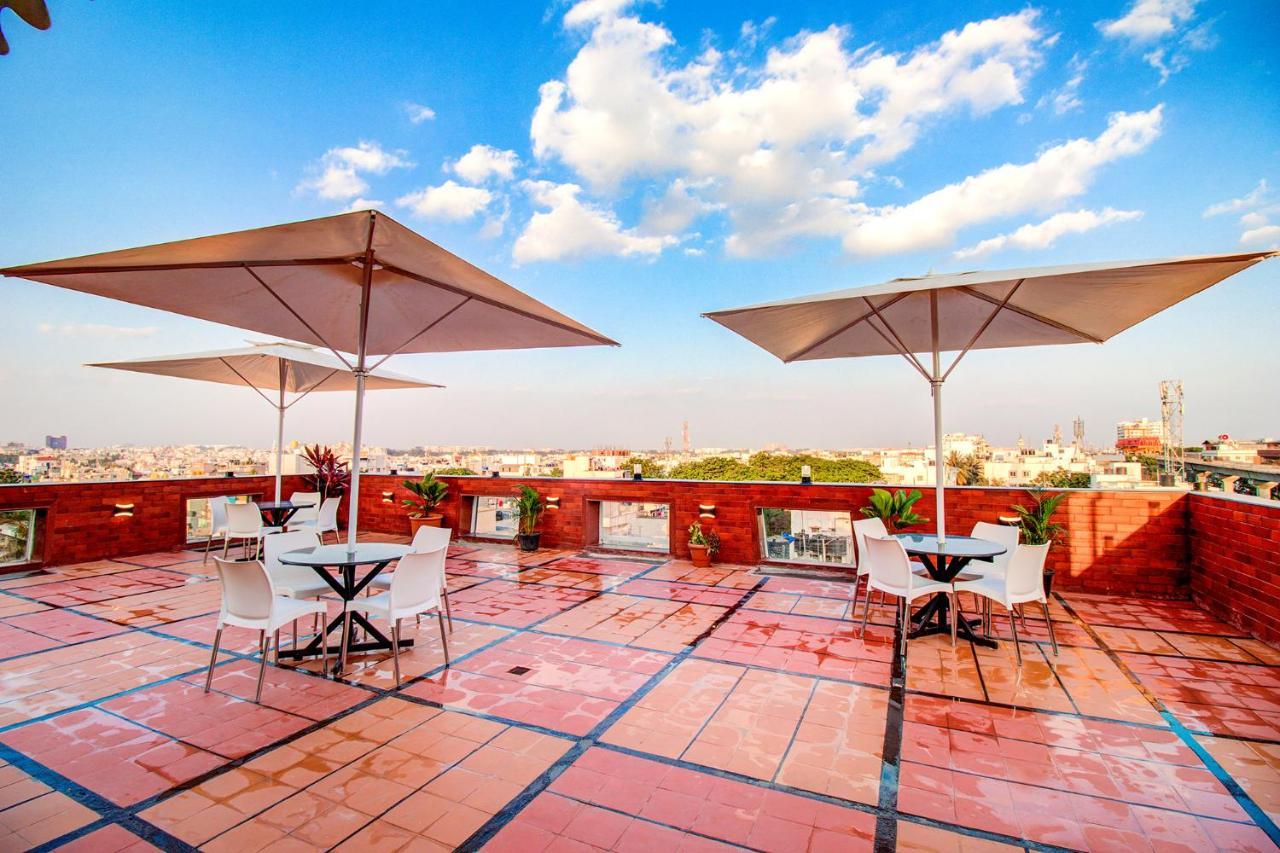 העיר בנגלור Fabhotel The Royal Suites - Nr Gopalan Innovation Mall מראה חיצוני תמונה